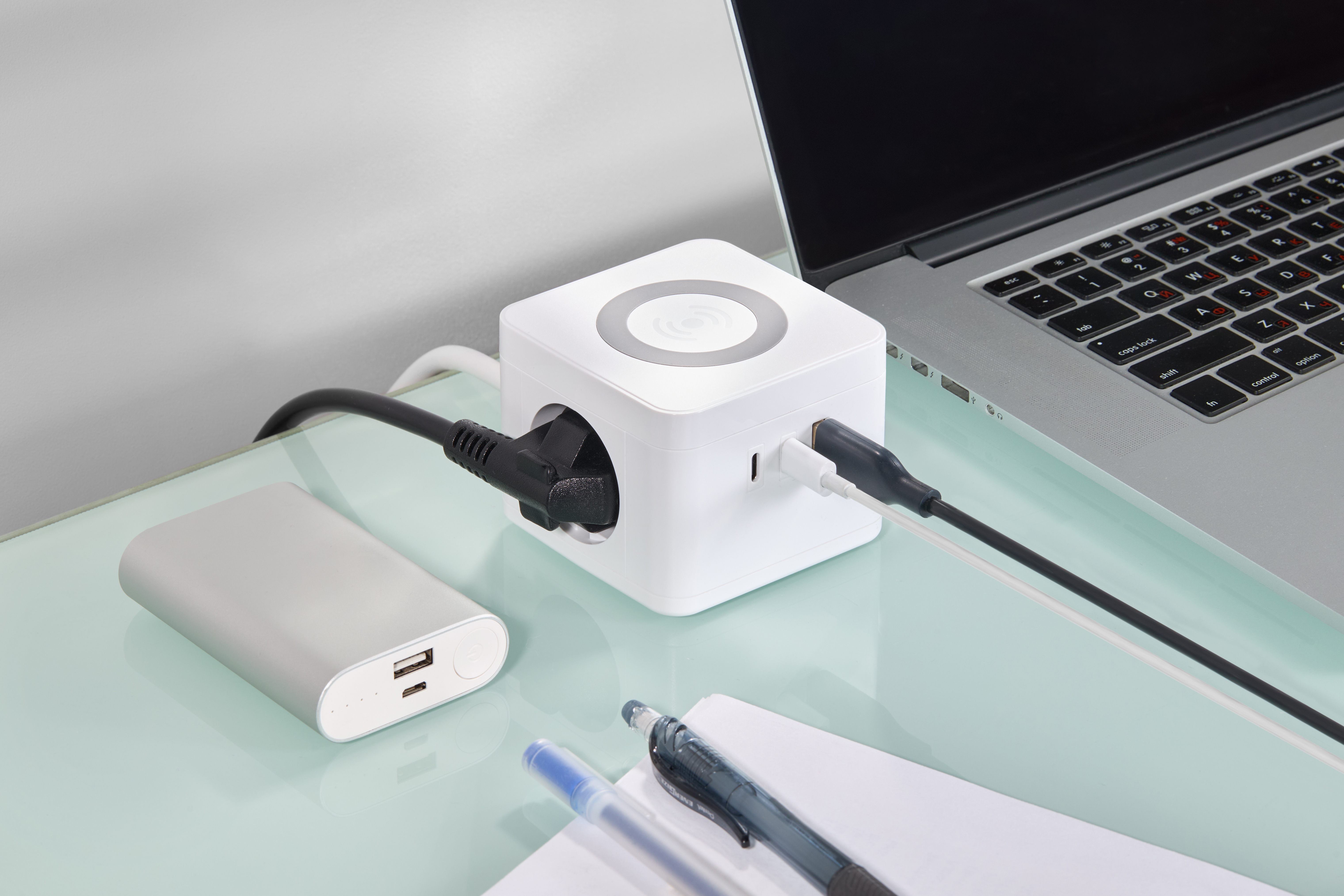 Удлинитель DOMINIC Qi10Вт У02К 1,3м 3х1мм2 USB A+C белый IEK в Уссурийске