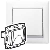 Розетка одинарная VALENA Legrand с крышкой с заземлением белая в Уссурийске