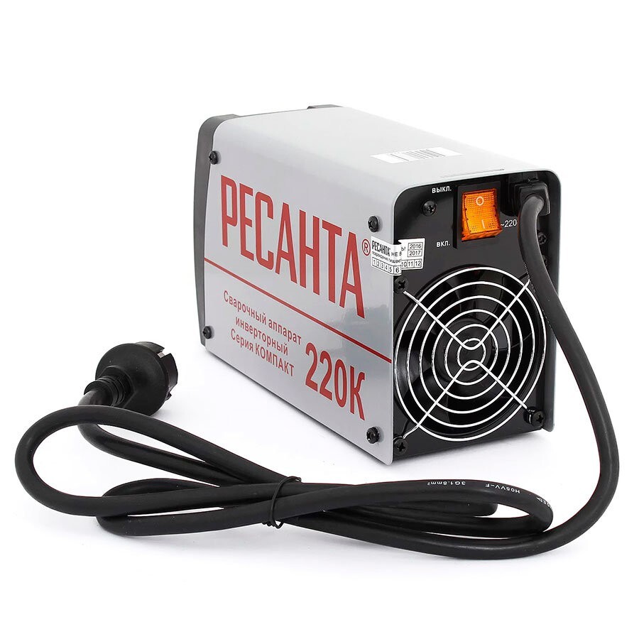Сварочный аппарат инверторный САИ220К(компакт) Ресанта в Уссурийске