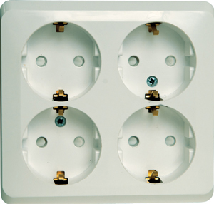 Розетка четырехместная ЭТЮД SE накладная со шторками с заземлением белая в Уссурийске