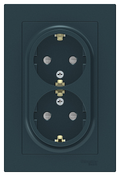 Розетка двойная AtlasDesign SE с заземлением со шторками изумруд в сборе в Уссурийске