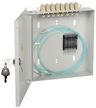 ITK кросс настенный укомплектованный: LC (duplex) 8шт; (OM2) в Уссурийске