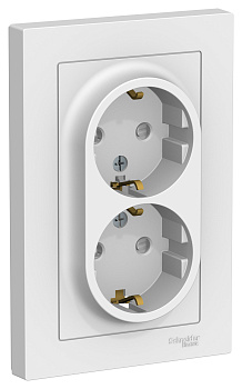 Розетка двойная AtlasDesign SE с заземлением со шторками белая в сборе в Уссурийске