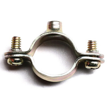 Хомут стальной с внутренней резьбой М6, д.20мм DKC в Уссурийске