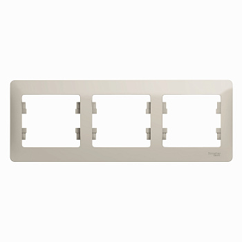 Рамка тройная Glossa SE молочная в Уссурийске