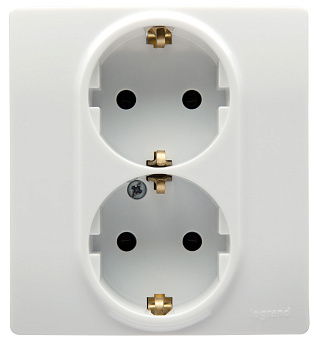 Розетка двойная ETIKA Legrand с заземлением белая в Уссурийске