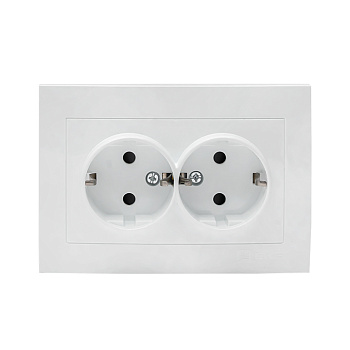 Розетка двойная со шторками с заземлением Валенсия EKF белая в Уссурийске