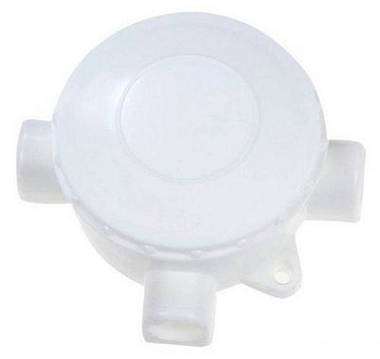 Коробка распределительная для открытой установки 3-х рожковая пластиковая белая в Уссурийске