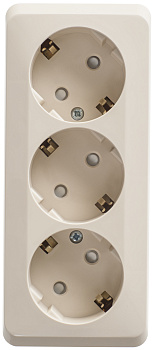 Розетка тройная ЭТЮД SE накладная со шторками с заземлением крем в Уссурийске