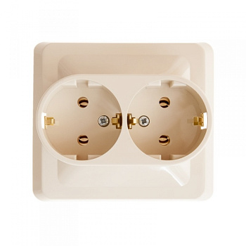 Розетка двойная ЭТЮД SE с заземлением крем в Уссурийске