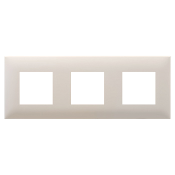 Рамка Avanti "Ванильная дымка", 3 поста (6 мод.) DKC в Уссурийске